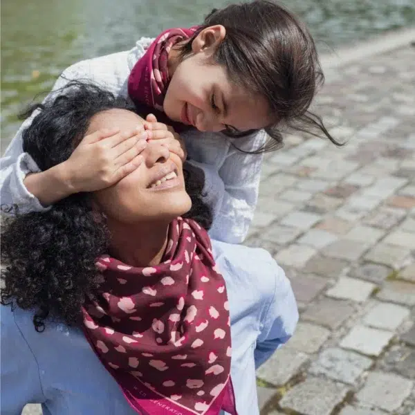 Foulard bordeaux mere/fille